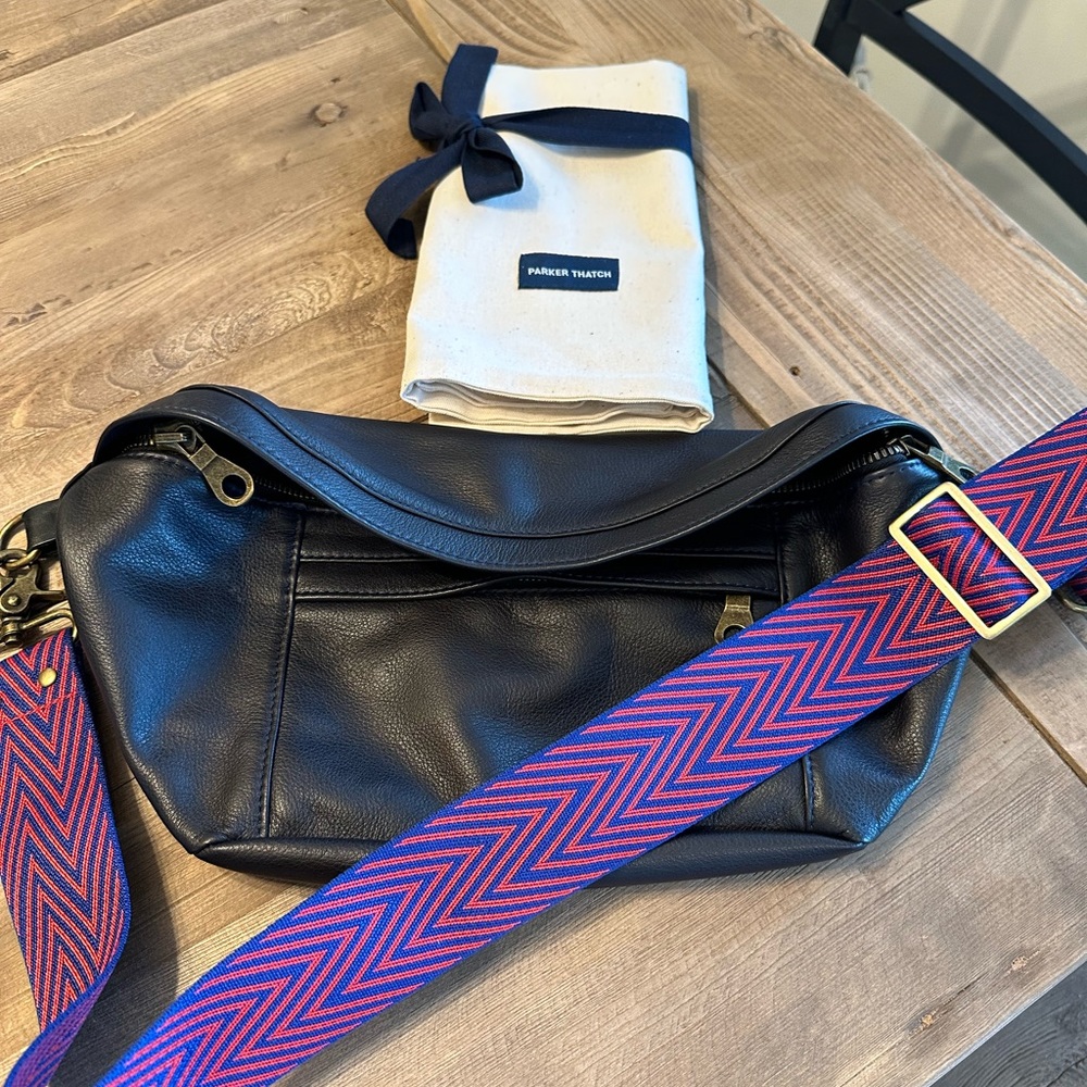 Parker Thatch Sling Bag NWOT